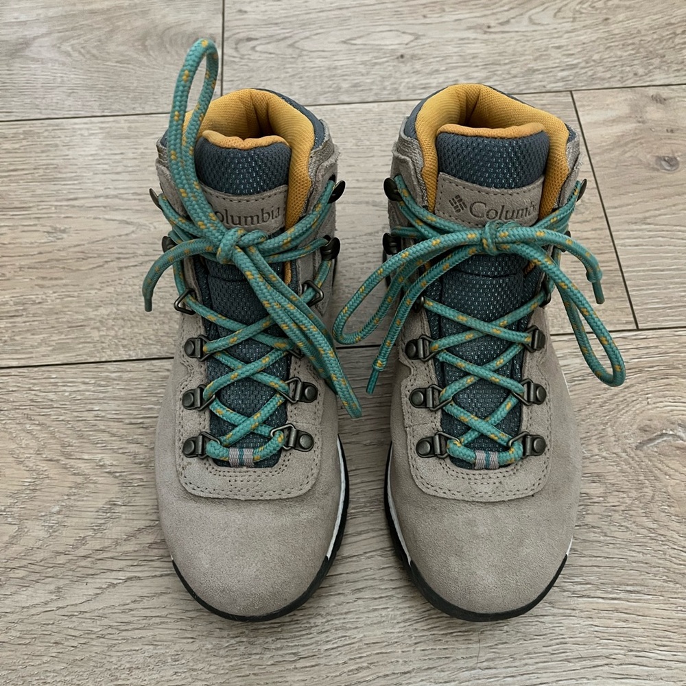 Women’s Newton Ridge™ Plus Waterproof Amped Hiking Boot